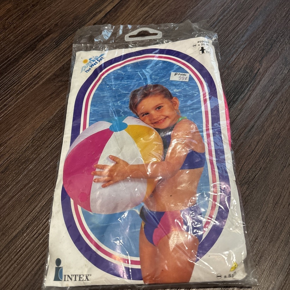 Intex‎ #59020 Vintage 1997 20" Beach Ball NIP Inflatable Pool Toy